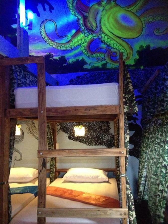 קו לנטה Peacock Hostel מראה חיצוני תמונה